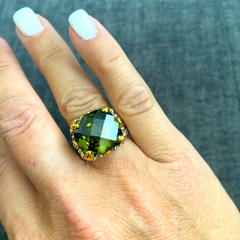 Gorgeous David Yurman look cocktail ring sz 6.5